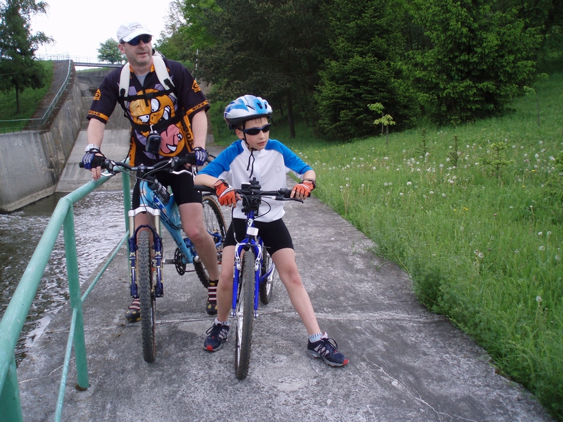 09_05_08_cyklovýletEjpovice_016.JPG