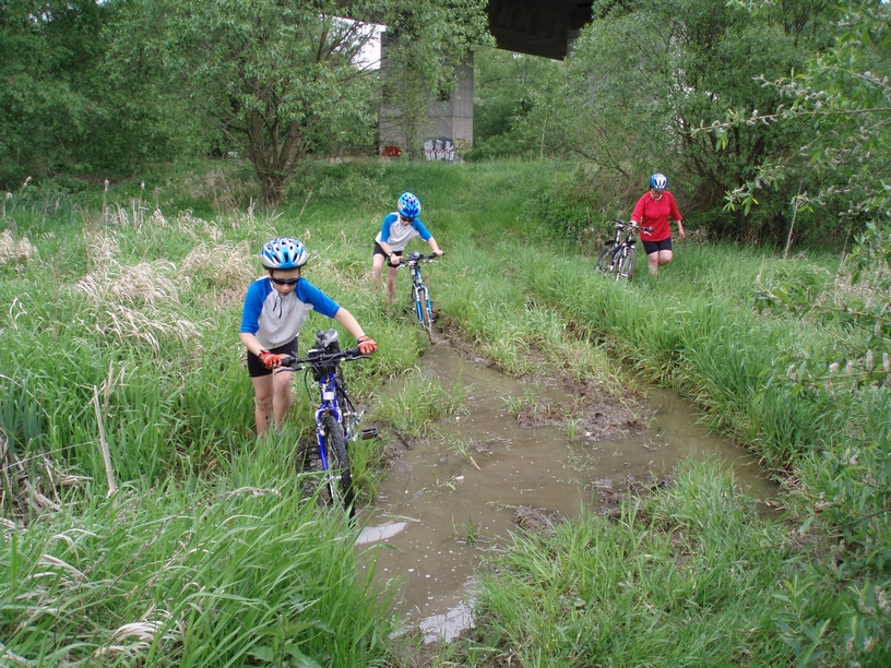 09_05_08_cyklovýletEjpovice_030.JPG